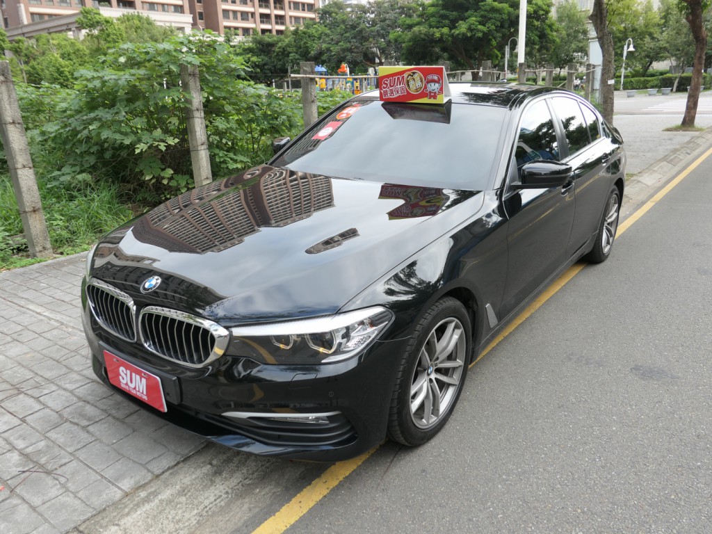 BMW 5 SERIES SEDAN G30 105.0萬 2017 桃園市二手中古車